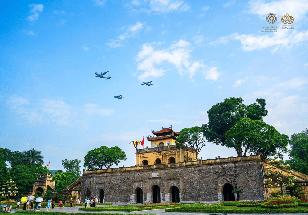 The World Cultural Heritage Imperial Citadel of Thang Long is a symbol of Dai Viet's history and culture over many centuries (Source: Hoàng Thành Thăng Long - Imperial Citadel of Thang Long)